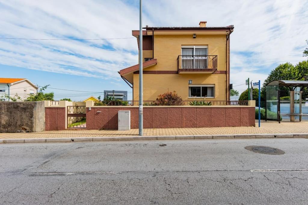 Myninho Vila Nova de Gaia Exterior photo